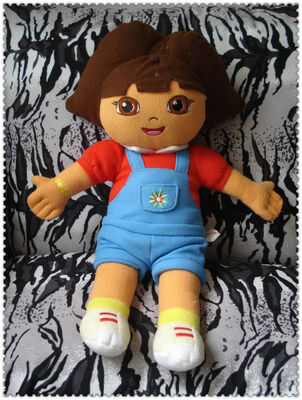 La peluche del fumetto dell'esploratore di Dora di modo gioca l'abitudine rossa di Brown blu 45cm