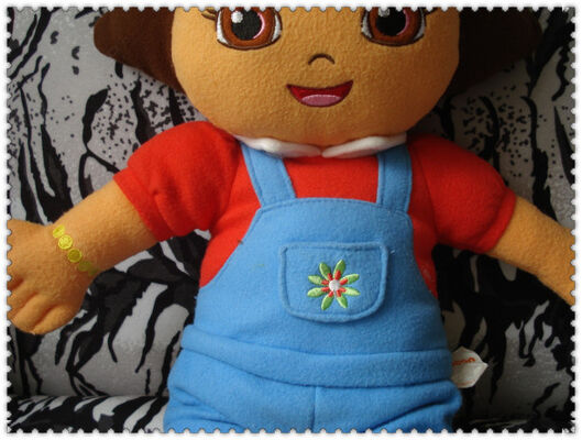 La peluche del fumetto dell'esploratore di Dora di modo gioca l'abitudine rossa di Brown blu 45cm