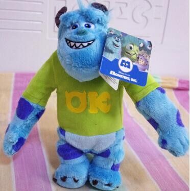 La peluche farcita gioca le action figure di Mike Wazowski dell'università dei mostri per la raccolta