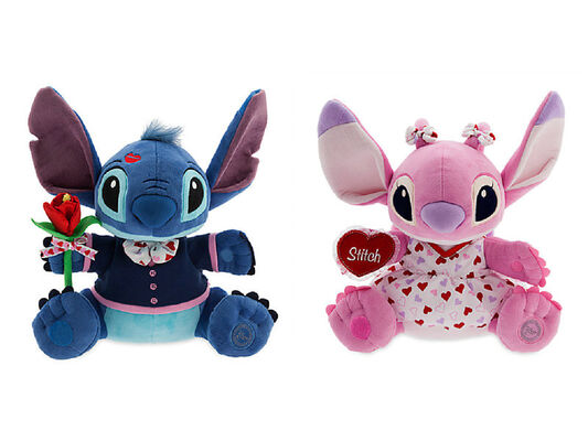 Punto verde e rosa di giorno di S. Valentino e materiale molle eccellente dei giocattoli della peluche di angelo