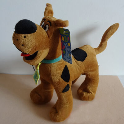 Animali farciti del fumetto della peluche di doo scooby adorabile dei giocattoli nella posa stante