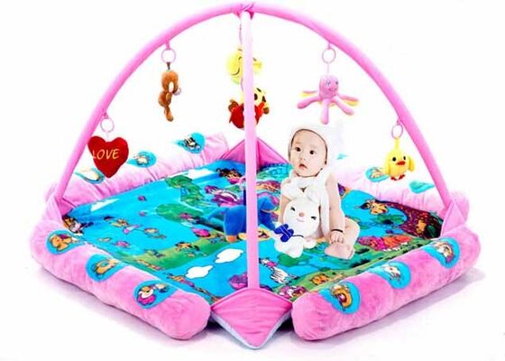 Palestre e stuoie del gioco del bambino blu di Seabeach con plastica ed i giocattoli farciti