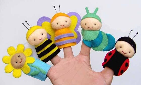 I burattini svegli del dito della peluche dell'ape mellifica/i burattini dito dei bambini hanno ritenuto l'OEM
