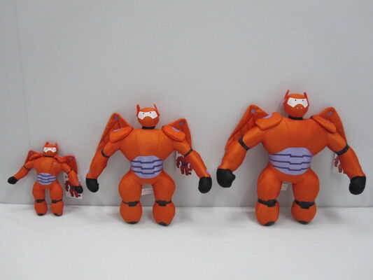La peluche del fumetto dei bambini gioca le action figure Mech di Baymax del grande eroe 6