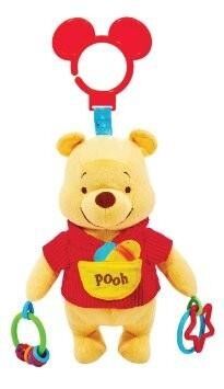 Il bambino sveglio della peluche di Disney gioca gli animali farciti di Winnie the Pooh su misura